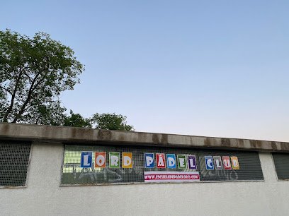 Escuela de Padel Y Tenis. PÁDEL LORD