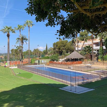 Centro Deportivo Vallpineda