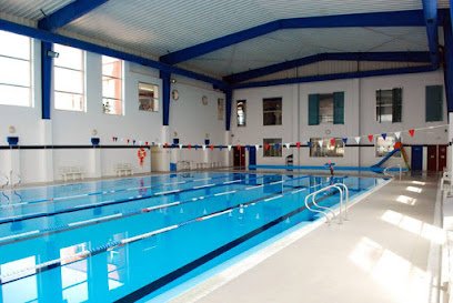 Centro Deportivo La Marina